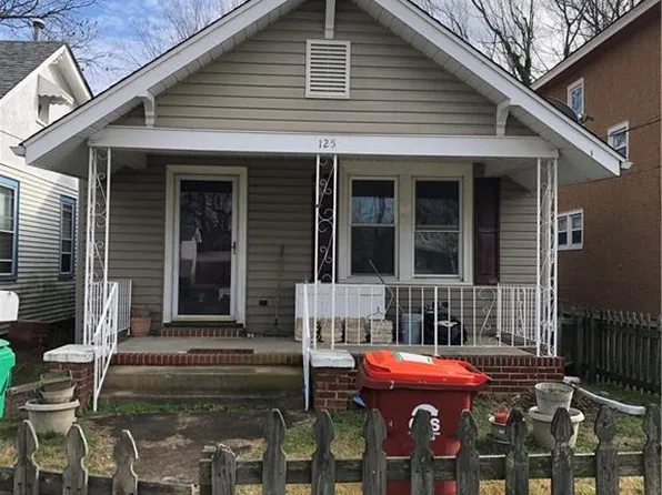 125 Lee Ave, Colonial Heights, VA 23834