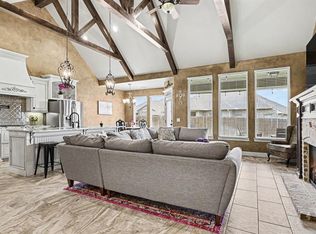 2309 E Thomas Ter, Mustang, OK 73064