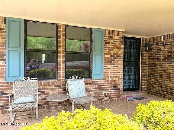 5th image of 5470 Sportsman Dr