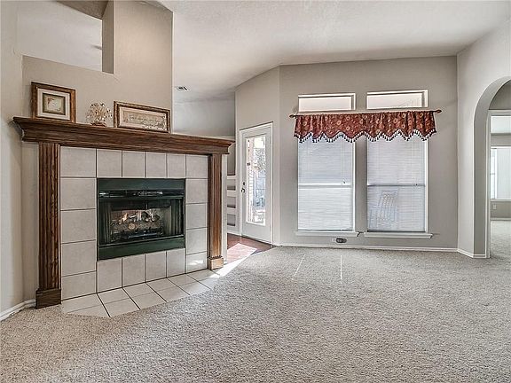5th image of 2220 SW 135th Pl