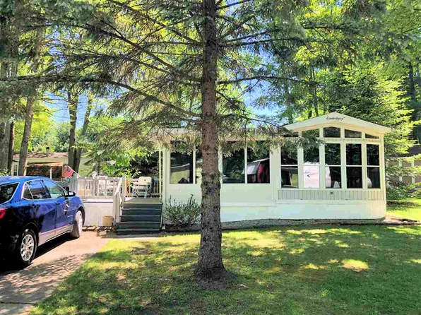 2757 Owens Rd, Prudenville, MI 48651