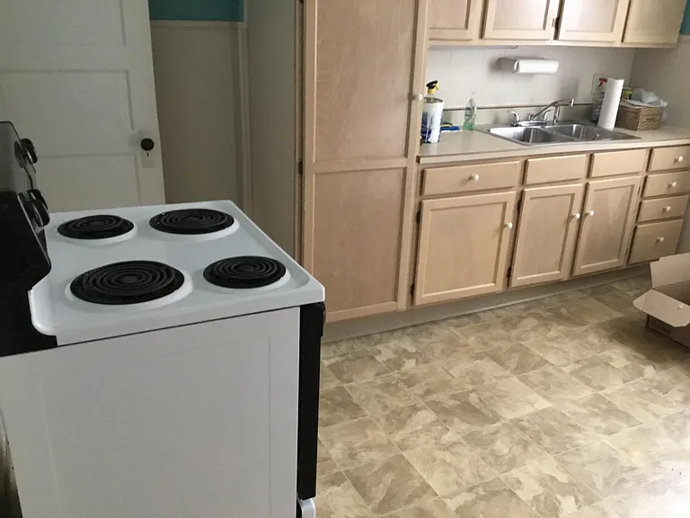 4143 Bell St — Photo 1