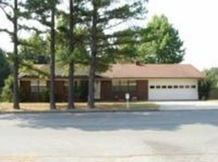 3700 Angelus St, Paragould, AR 72450