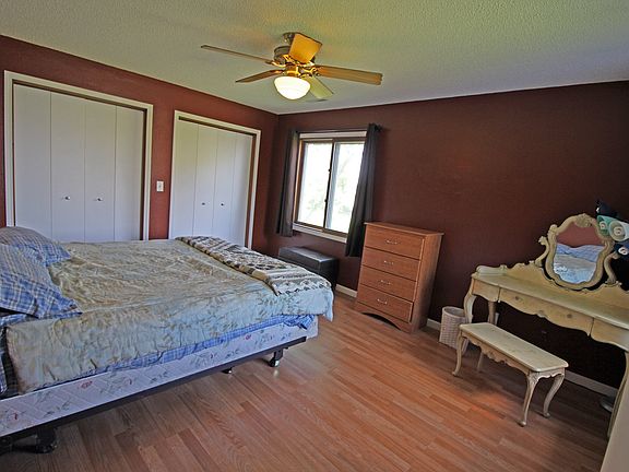 3rd image of 135 E San Marnan Dr APT 5