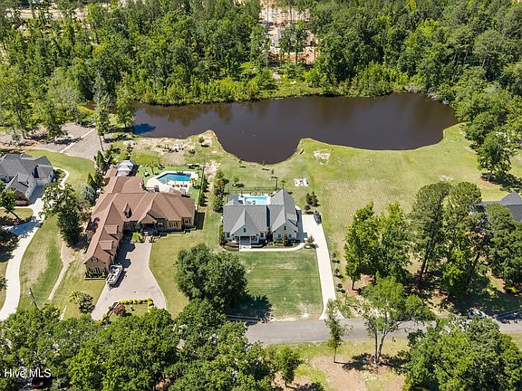 4th image of 163 Lagoon Drive