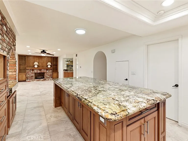 5095 Vista Montana — Photo 8