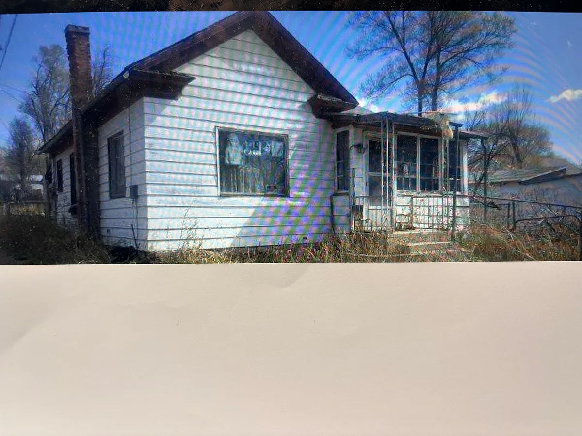 Building Photo - 136 E Tenaja Ave