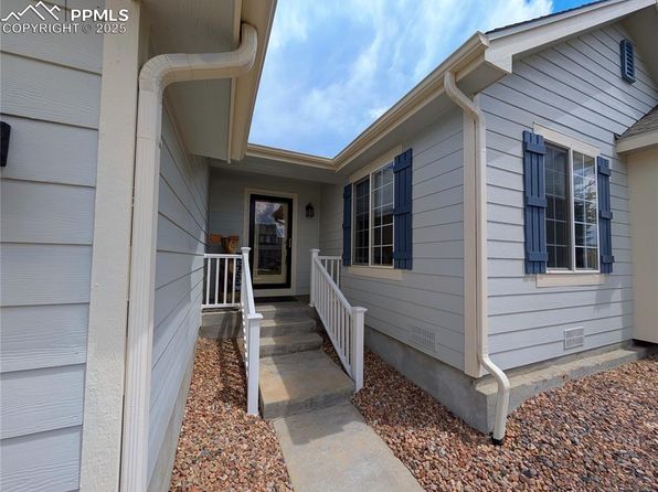 17145 Park Trail Dr, Monument, CO 80132