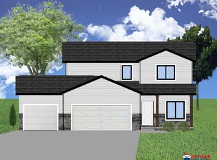 2105 Rainbow Ave, Seward, NE 68434