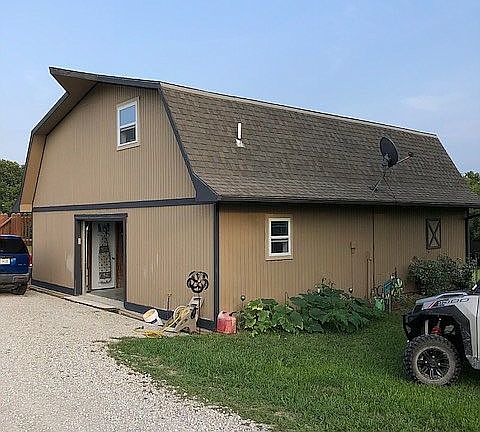 barn "mother-in-law' quarter