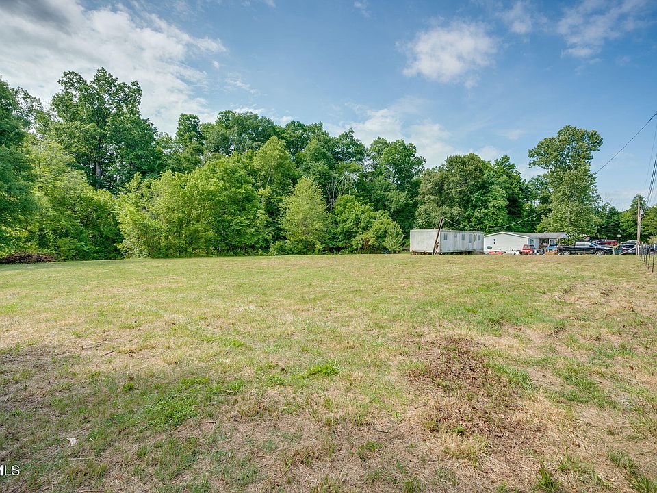 1st image of 602 Woodlawn Dr