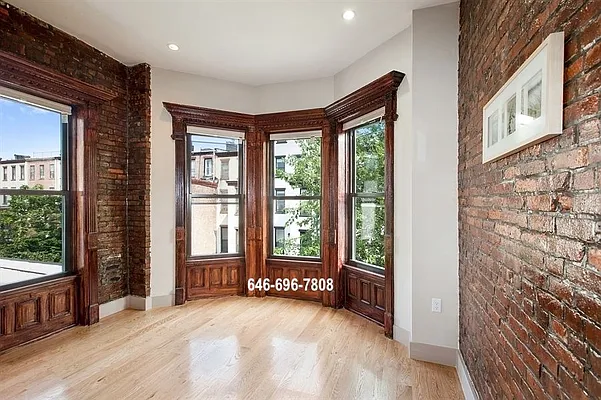 Rented by Meller Maayan S | media 27