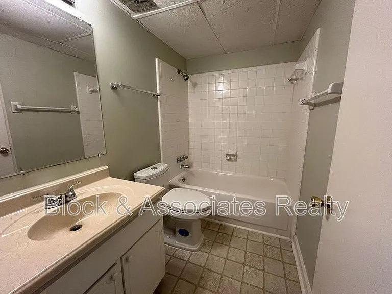 3816H W Country Club Rd — Photo 10