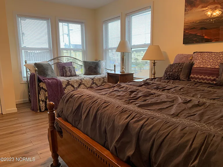 1601 N A&b N #B — Photo 16