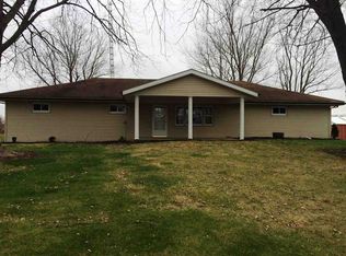 2246 Hollace Chastain Rd, Mitchell, IN 47446