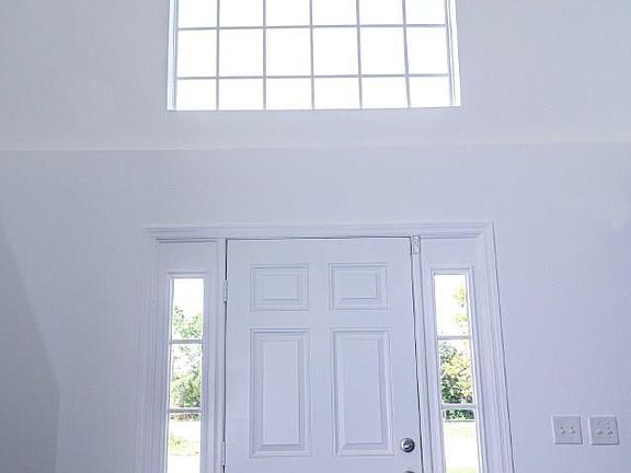 5th image of 53 Paul Ln