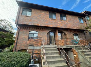 3241 Niagara Sq, Pittsburgh, PA 15213