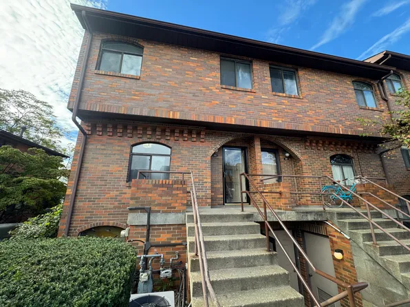 3241 Niagara Sq, Pittsburgh, PA 15213