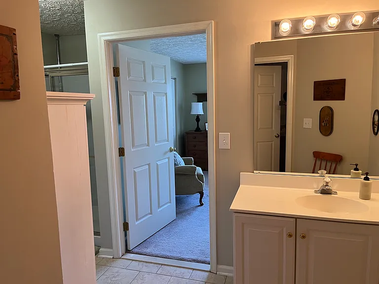 9575 Shirewood Ct #9575 — Photo 13