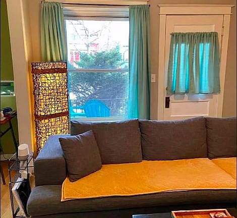 5th image of 457 S Lincoln St #457