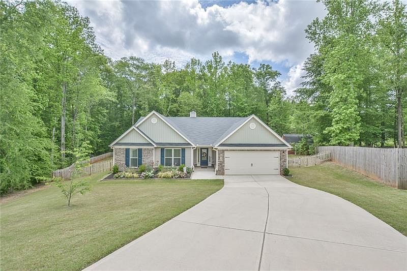 1st image of 410 Petal Creek Ln