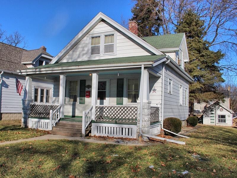 1st image of 7640 W Lorraine Pl