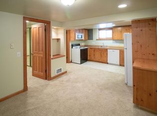 5302 8th Ave NE UNIT B, Seattle, WA 98105