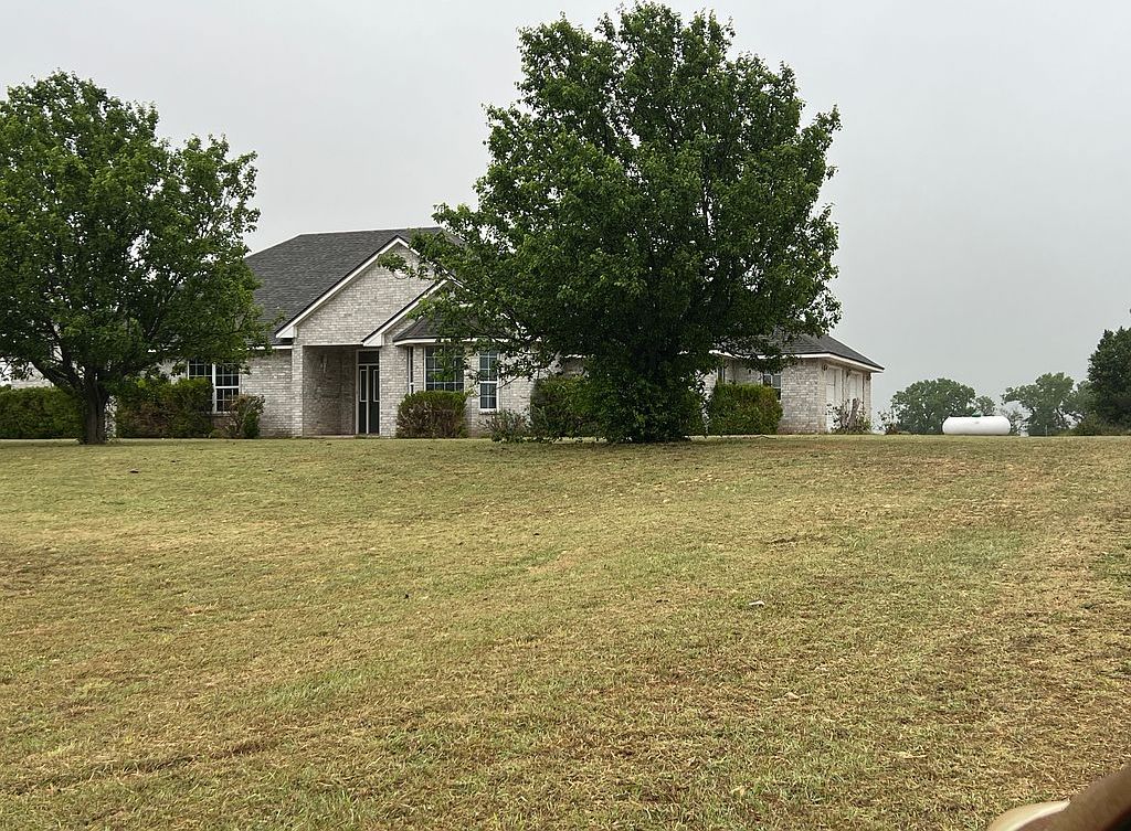 9329 N Van Buren St - Property Image