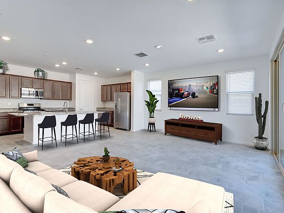 2nd image of 4026 W Ross Ave