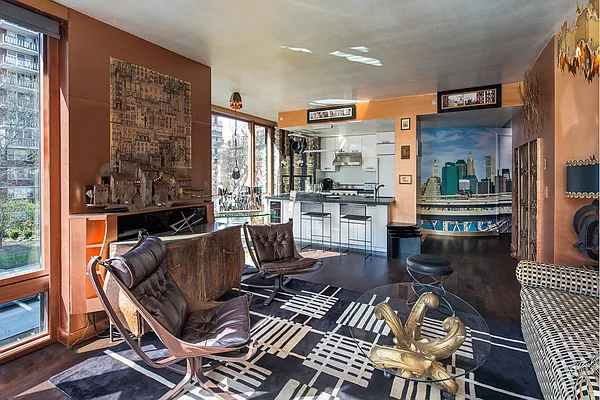 Sold by Stribling | media 2
