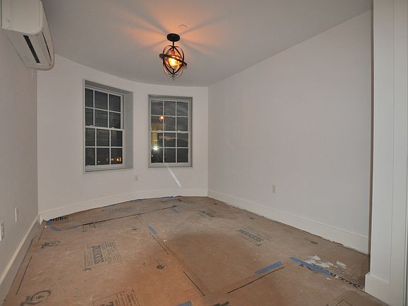2nd image of 473 Park Pl #6BEE