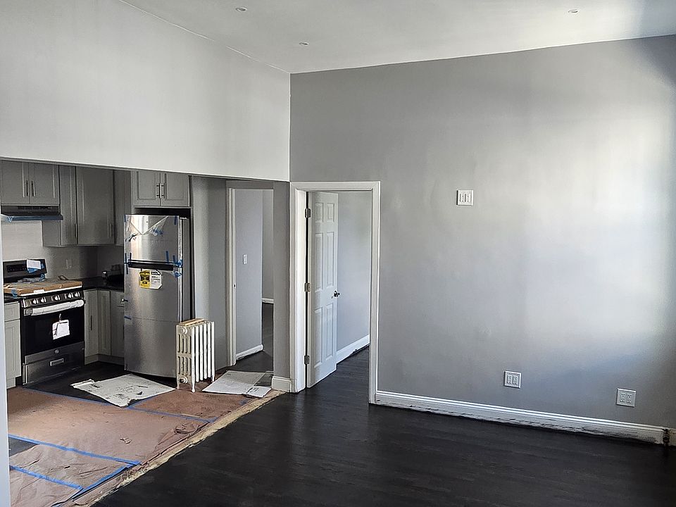 1st image of 9202 97th Ave APT 1R