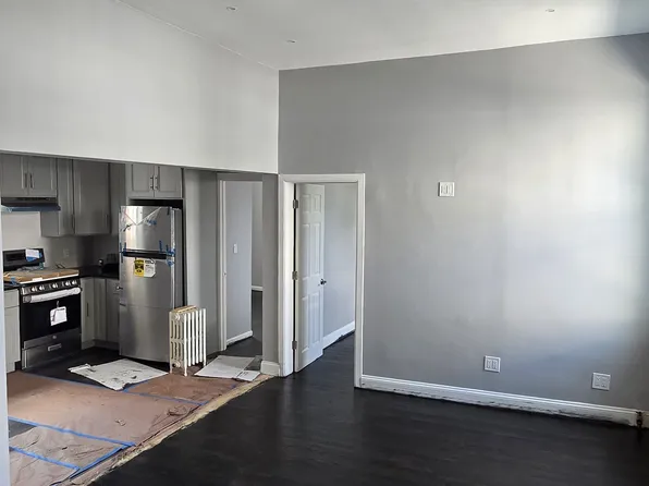 9202 97th Ave APT 1R, Ozone Park, NY 11416