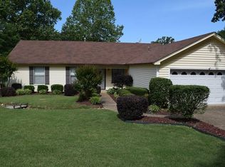 8309 Oakridge Rd, Sherwood, AR 72120