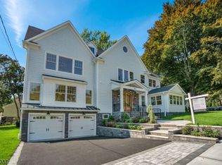110 Blauvelt Avenue, Hohokus Boro, NJ 07423