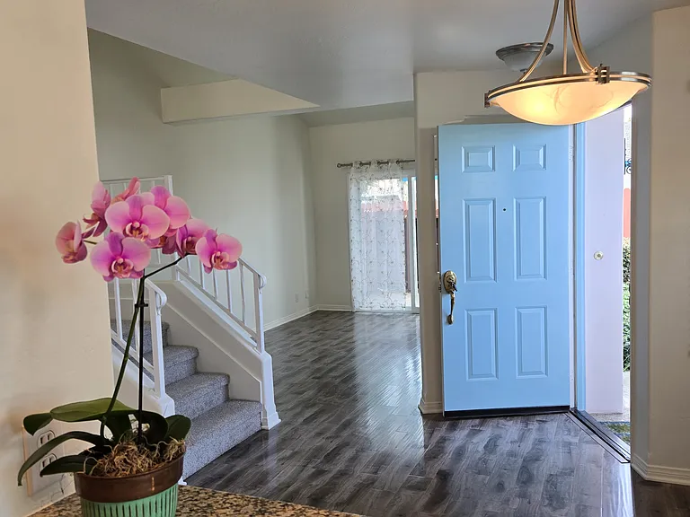 77 W Harrison Ave — Photo 16