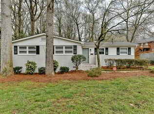 6521 Rosecrest Dr, Charlotte, NC 28210