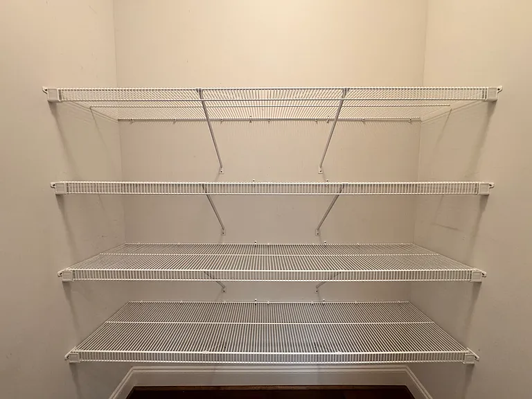 Pantry - 5'11"x3'6"