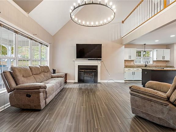 4th image of 5506 Whispering Pines Dr
