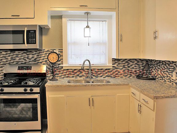 4th image of 10519 Newcombe Dr