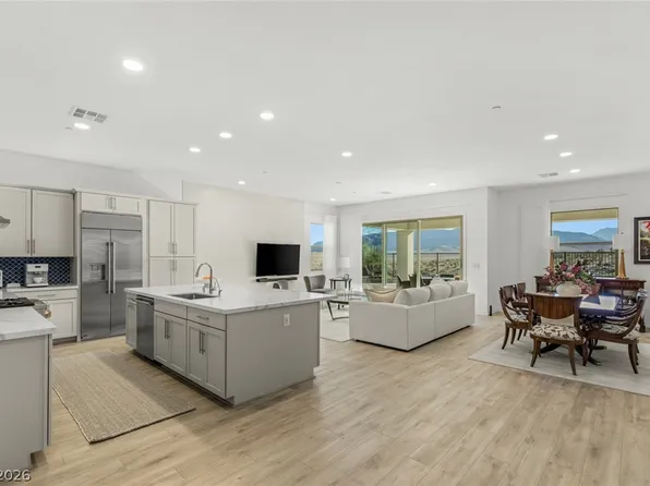 12596 Heritage Heights Dr, Las Vegas, NV 89138