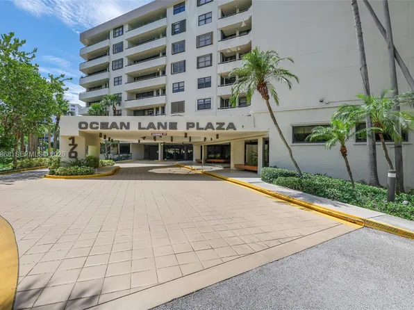 170 Ocean Lane Dr APT 305, Key Biscayne, FL 33149