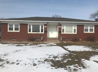 411 Easton Ave, Waterloo, IA 50702