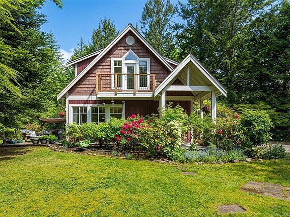 3rd image of 6280 A Sooke Rd