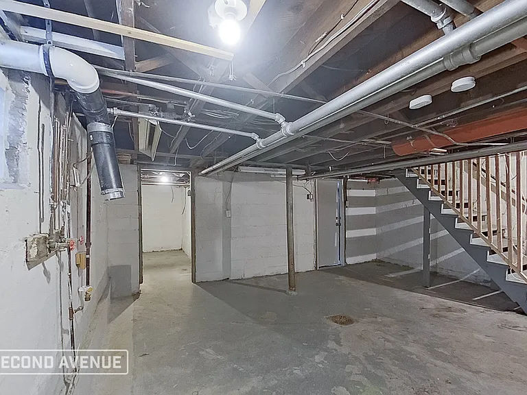 126 Milliken Ave — Photo 17