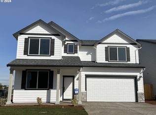 11201 Blueberry Loop NE, Donald, OR 97020