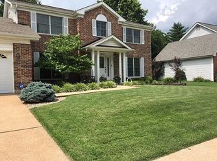 12547 Sunset Dr, Saint Louis, MO