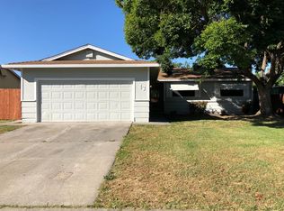 43 Saint Marie Cir, Sacramento, CA 95823