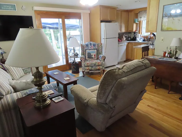 7 Cedar Point Ave — Photo 10