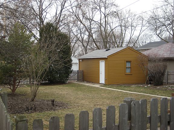 2nd image of 3175 N 81st St